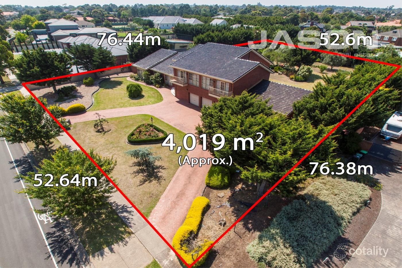 24 Elphinstone Bvd, Greenvale, VIC 3059