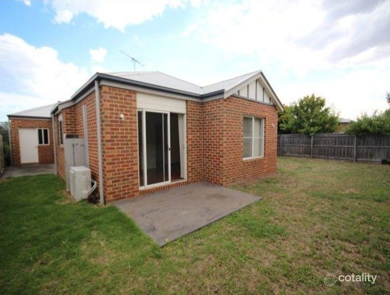 3/21-23 Helmer Cres, Thomson, VIC 3219