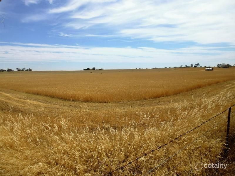 220 Spensley Rd, Port Broughton, SA 5522