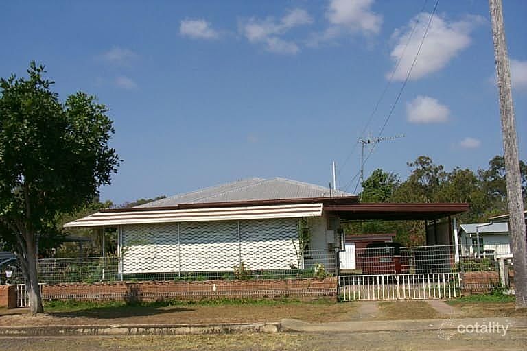 14 Dunkirk St, Svensson Heights, QLD 4670
