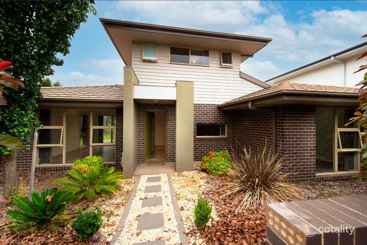 42 Abena Ave, Crace, ACT 2911
