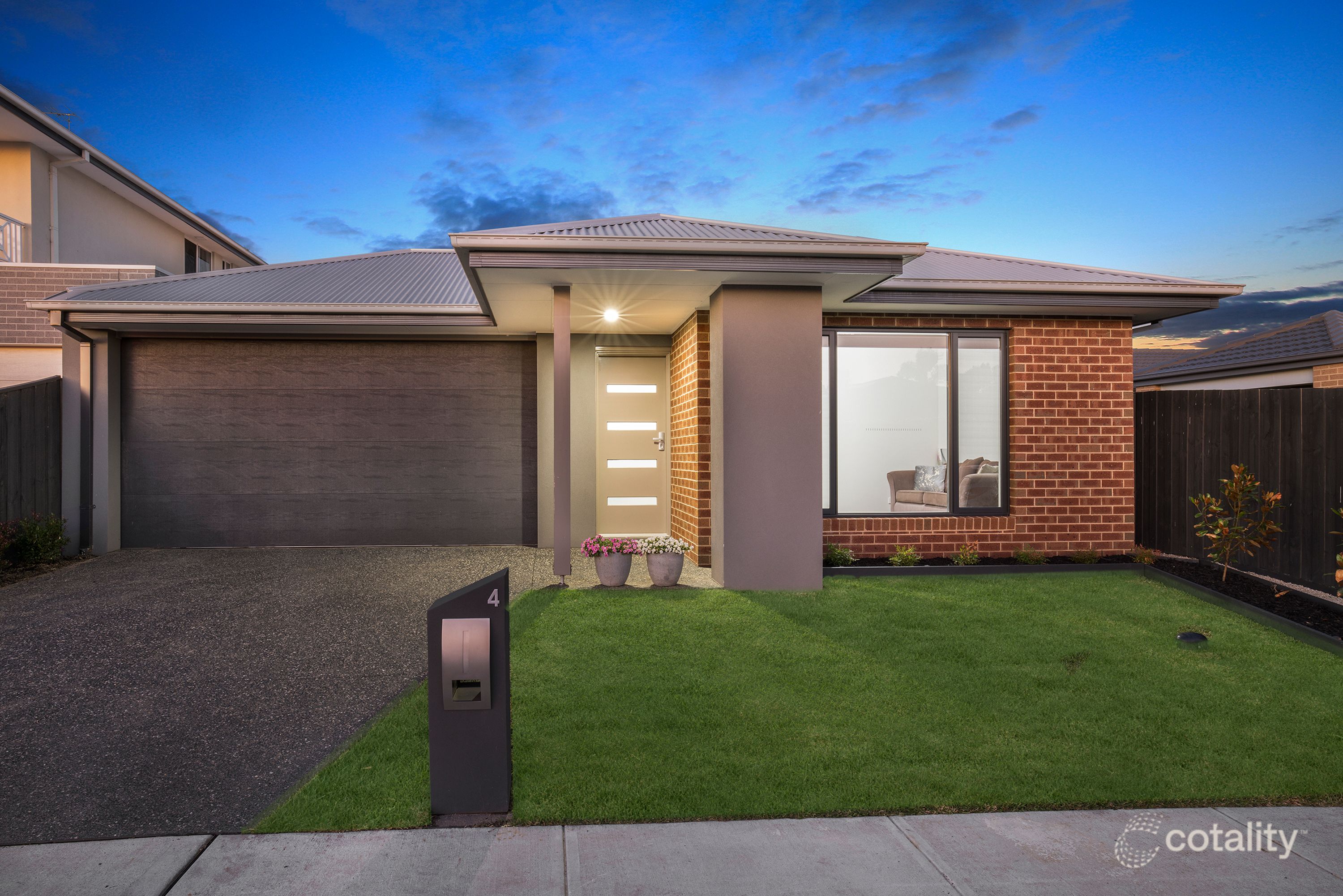 4 Western Barred Pl, Longwarry, VIC 3816