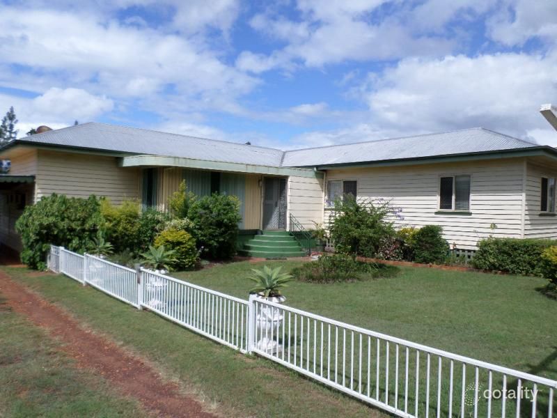 182 Churchill St, Childers, QLD 4660