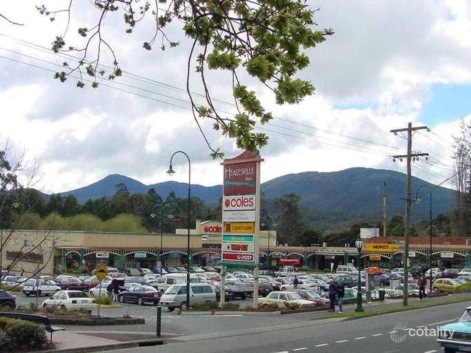 7 Benton Rd, Healesville, VIC 3777