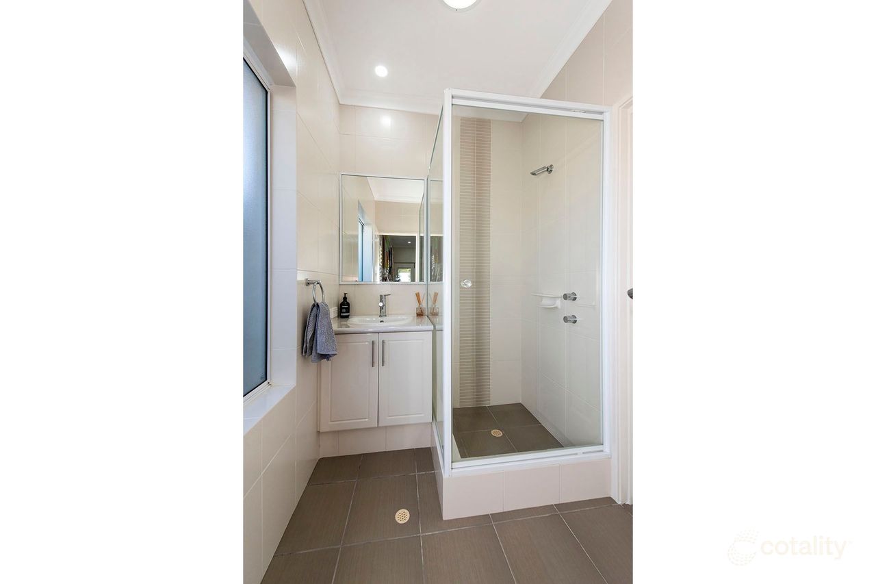 1 Carabeen Ave, Helena Valley, WA 6056