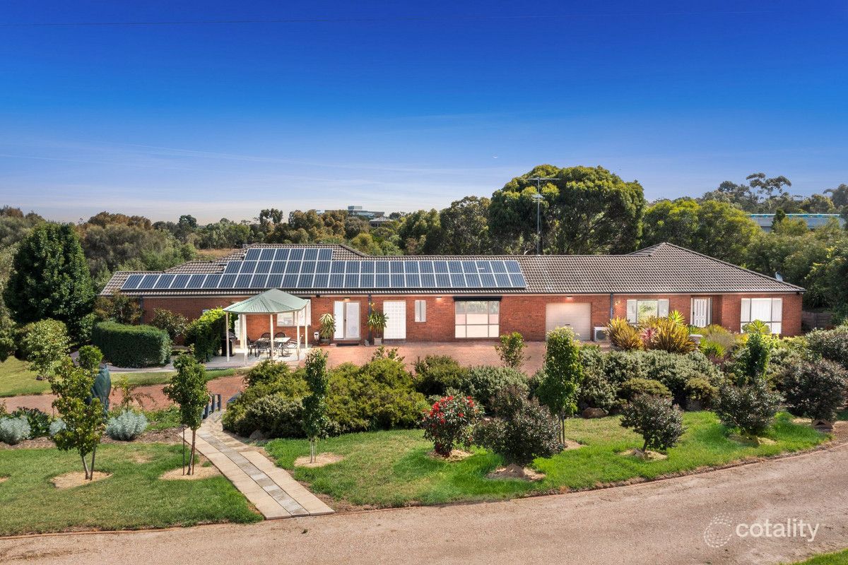 7 Hayes Ct, Highton, VIC 3216