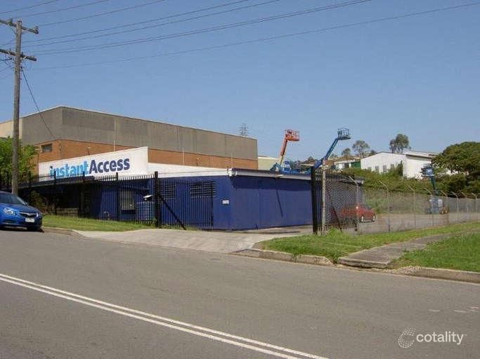 13 Orangegrove Ave, Unanderra, NSW 2526