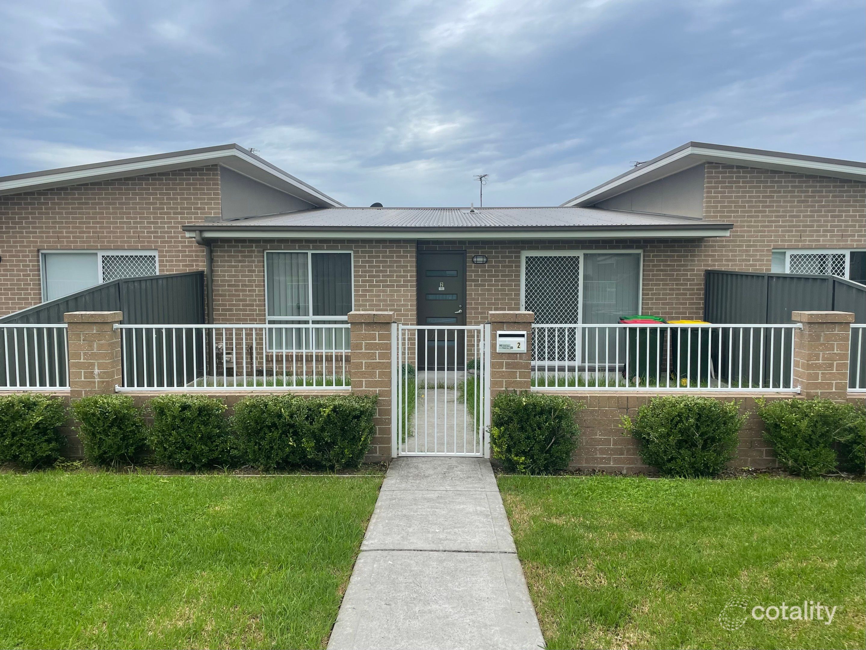 2/110 Kanahooka Rd, Kanahooka, NSW 2530