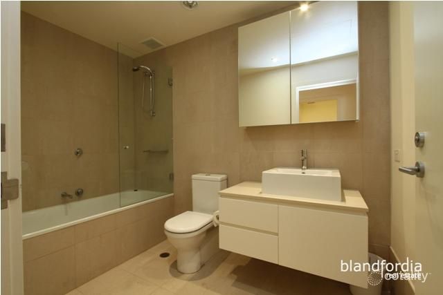 111/19 State Cir, Forrest, ACT 2603