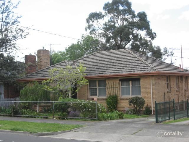 18 Gisborne Cres, Reservoir, VIC 3073