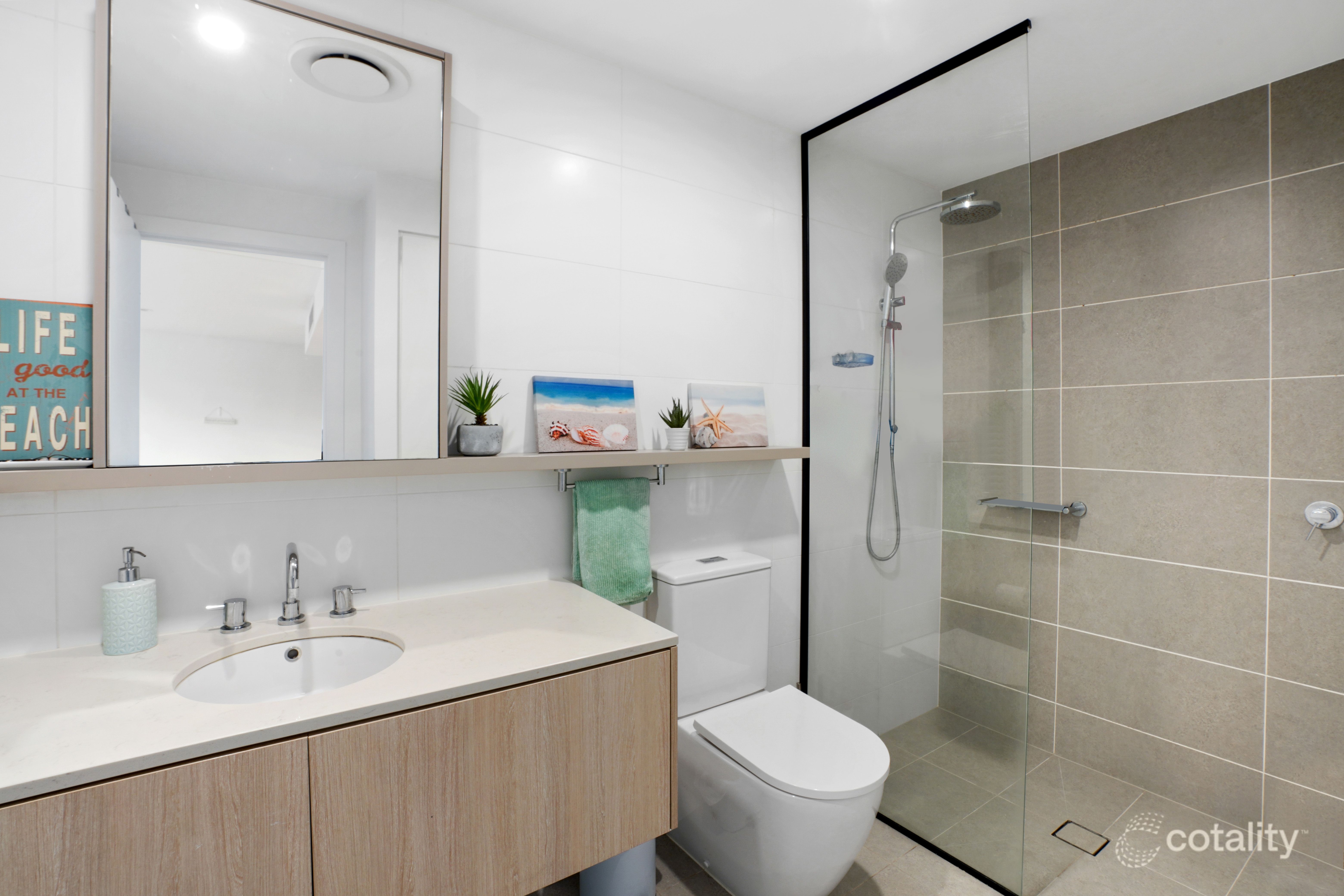 205/3-7 Twenty Fourth Ave, Palm Beach, QLD 4221