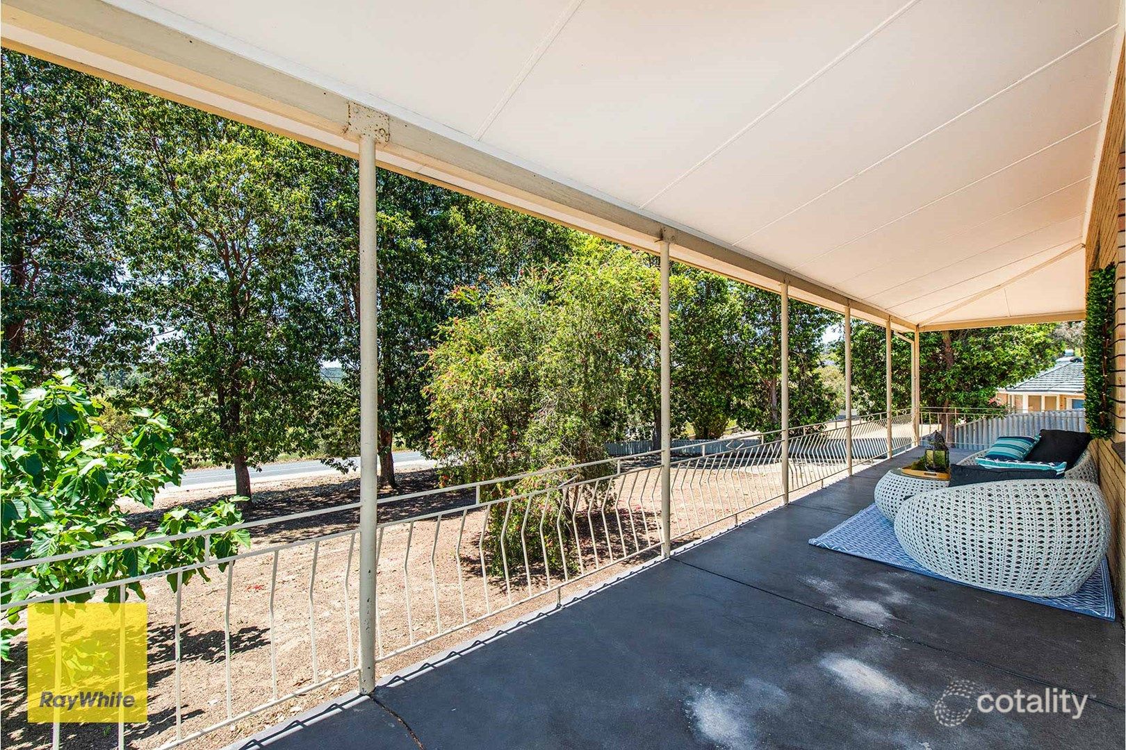 148 Pickering Brook Rd, Pickering Brook, WA 6076