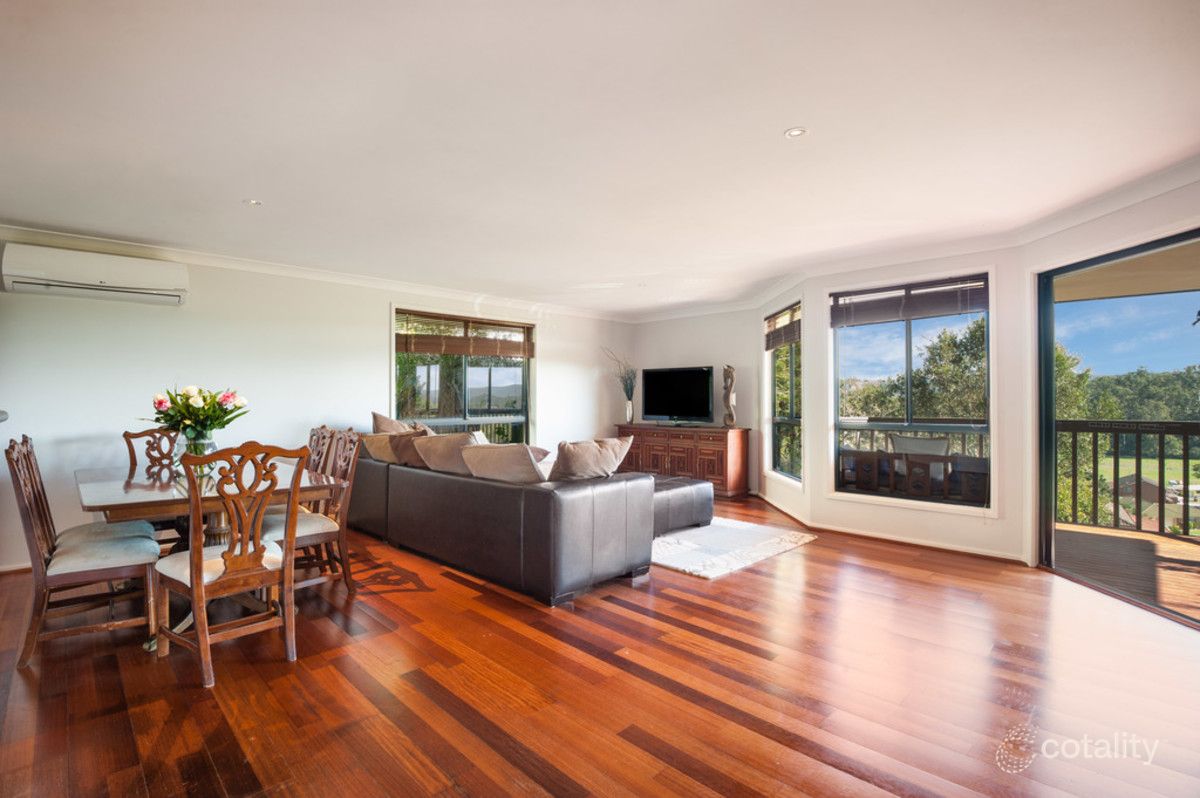15 Crestview Pl, Lisarow, NSW 2250