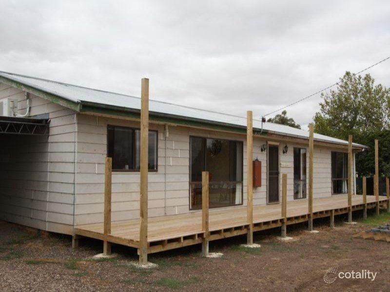 8-10 Logan St, Derrinallum, VIC 3325