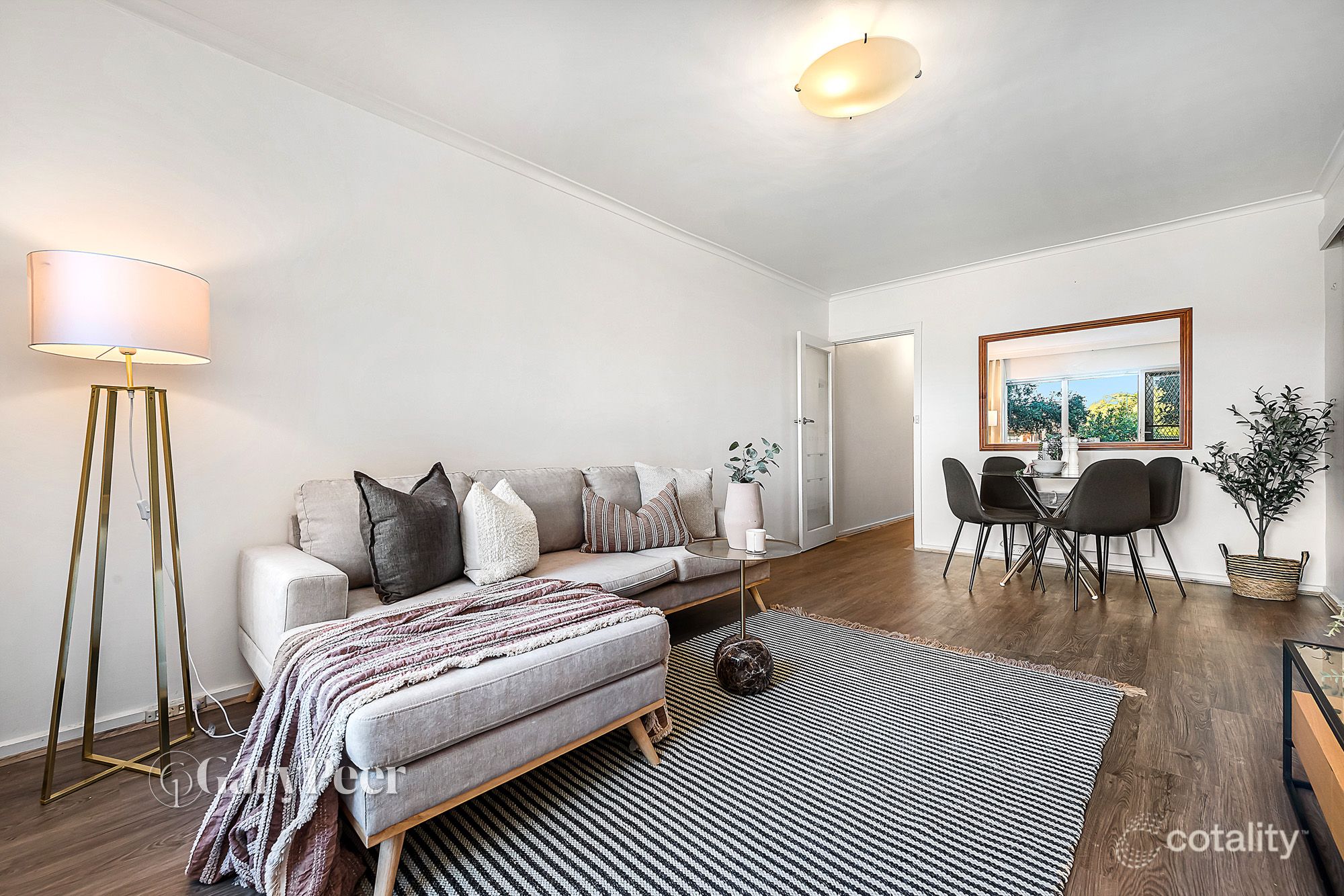 2/82 Coorigil Rd, Carnegie, VIC 3163