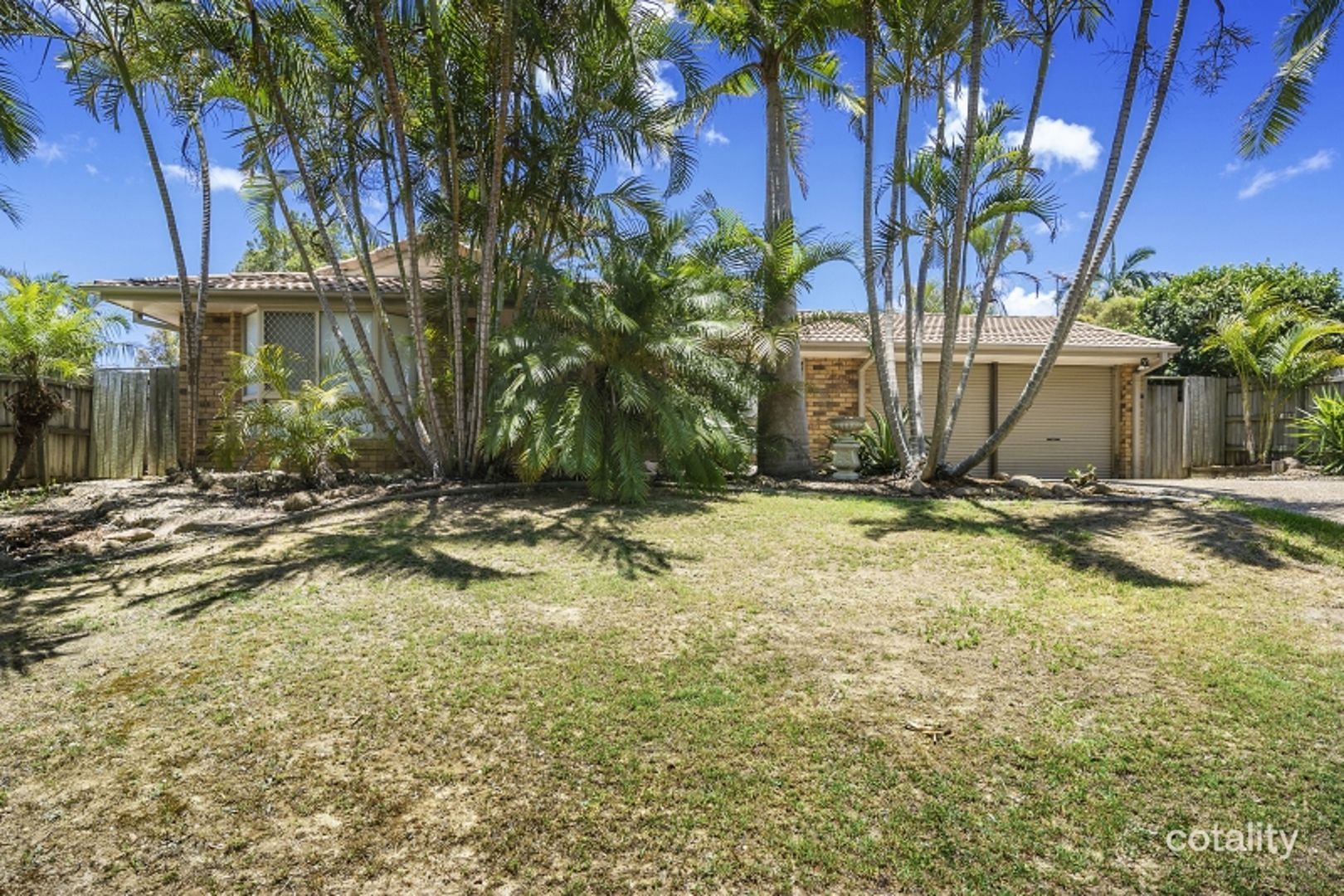 11 Elwood Ct, Eatons Hill, QLD 4037