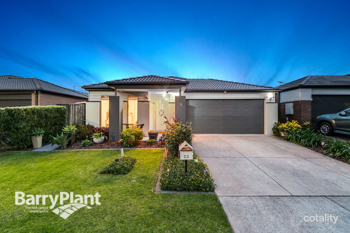 23 Devine Dr, Pakenham, VIC 3810