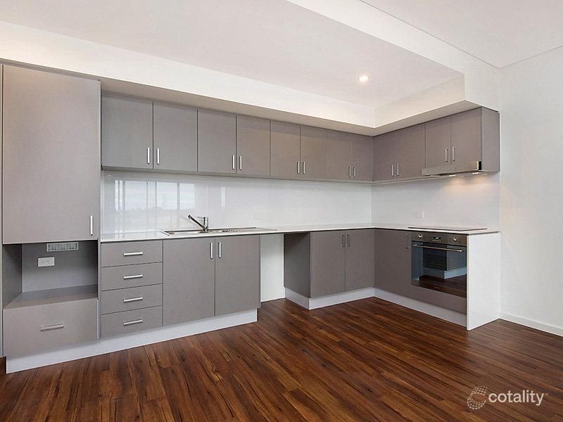 82/12 Junction Bvd, Cockburn Central, WA 6164