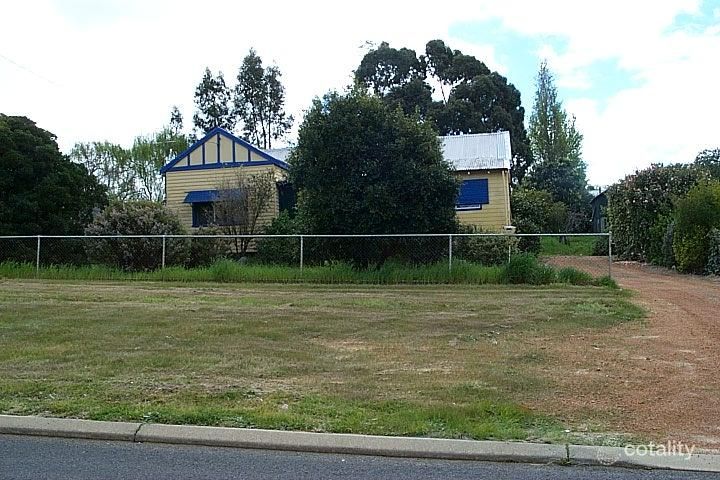 60 Clifton St, Collie, WA 6225