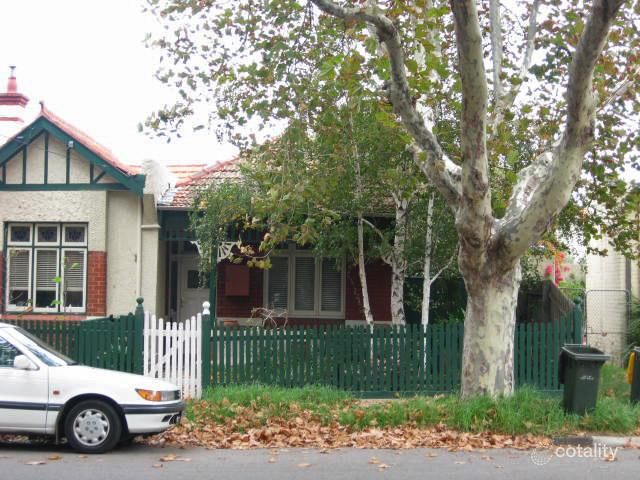 13 Meredith St, Elwood, VIC 3184