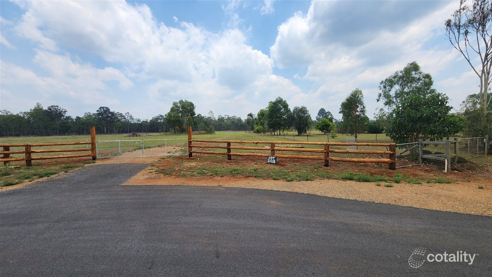 158 Gordon Earl Dr, Millstream, QLD 4888