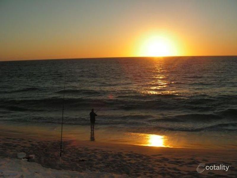 17 Claude St, Quinns Rocks, WA 6030