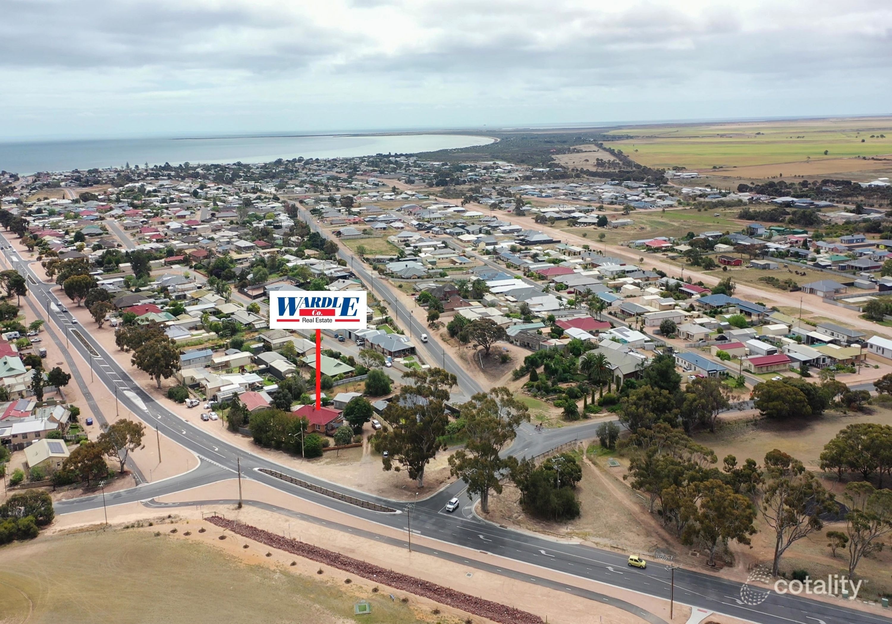 32 Bay Rd, Moonta Bay, SA 5558