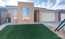 38 Cotton Field Way, Brookfield, VIC 3338
