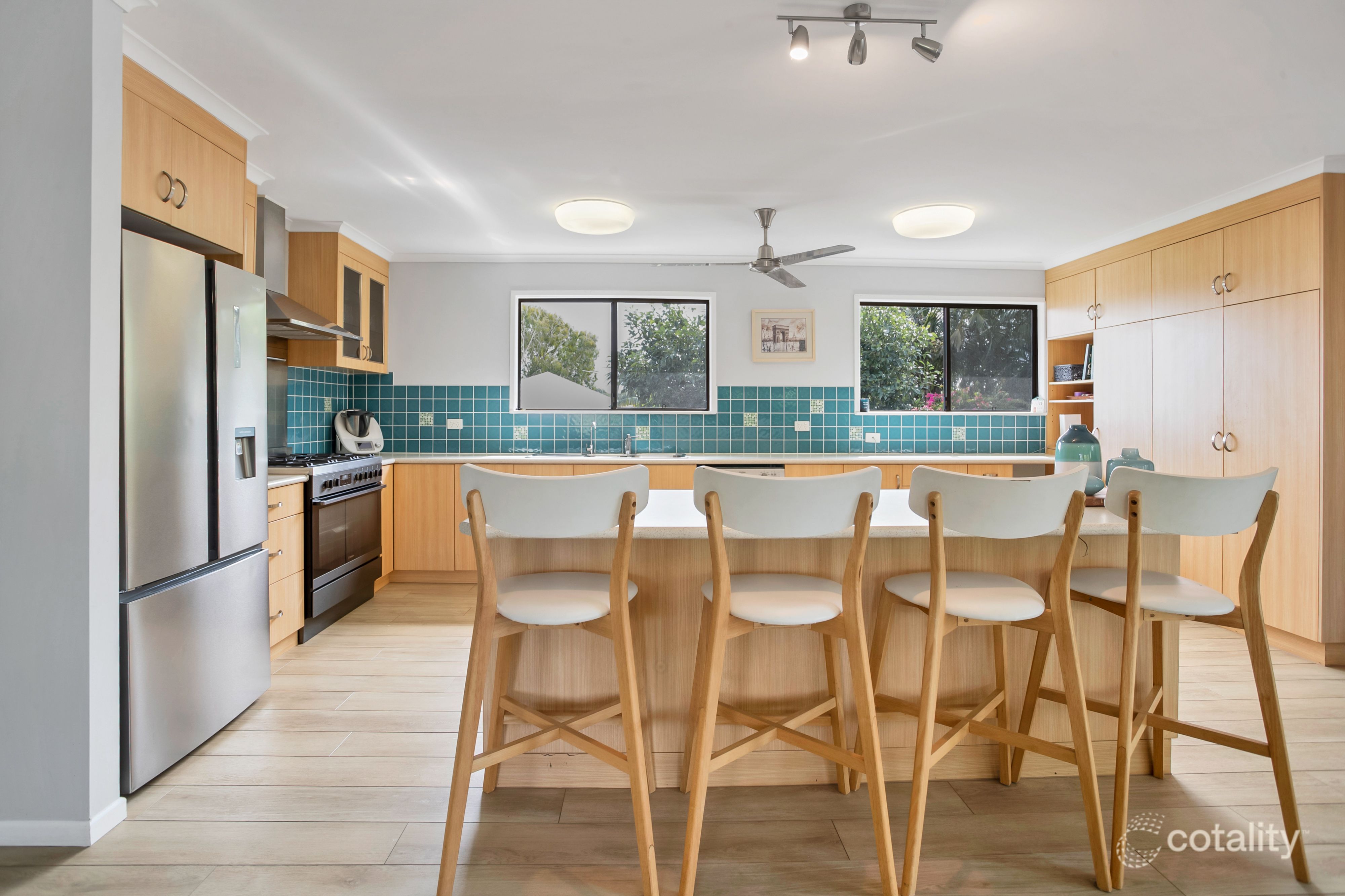 7 Homestead Bay Ave, Shoal Point, QLD 4750