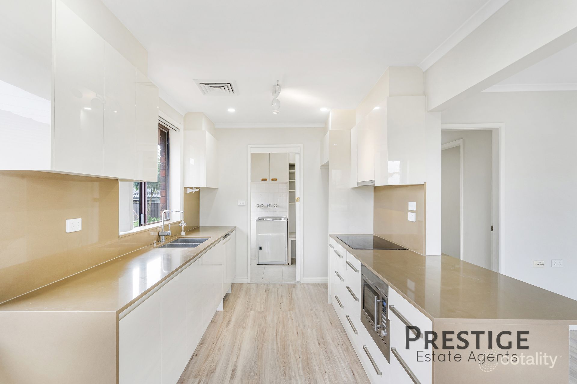 4 Beaumont St, Smithfield, NSW 2164