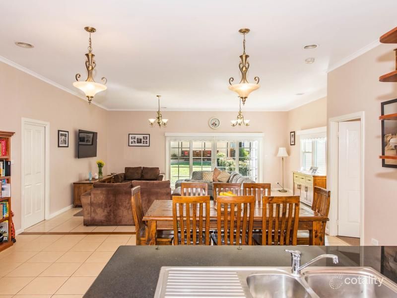 11 Mcdonald St, Colac, VIC 3250