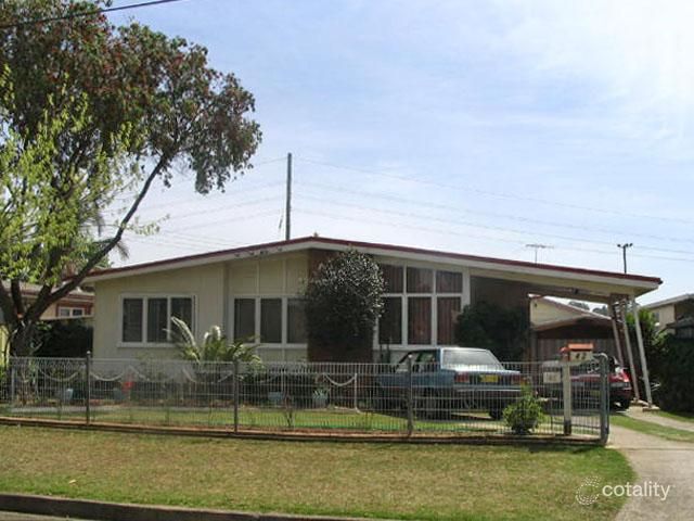 42 Williamson Cres, Warwick Farm, NSW 2170
