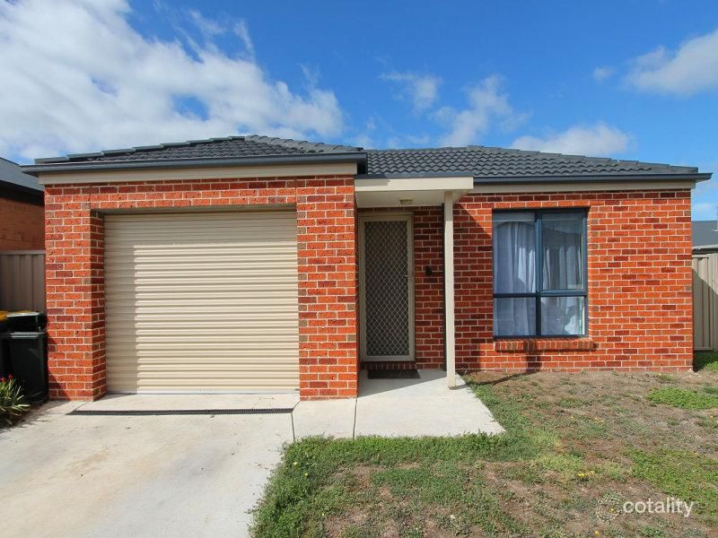 15 Deakes Ct, Sebastopol, VIC 3356