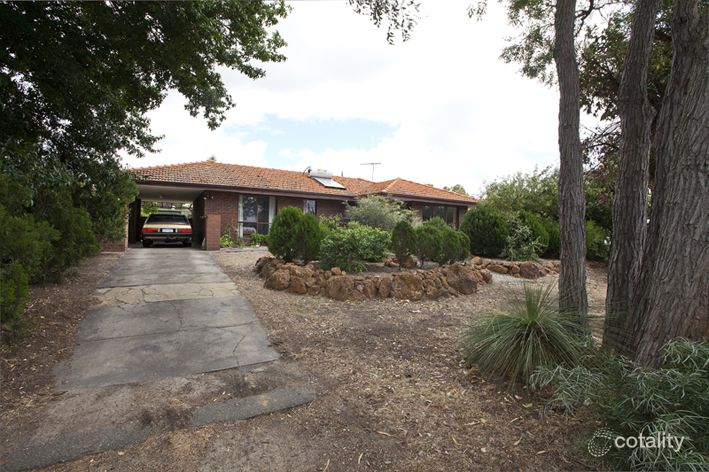 40 Bugendore St, Maida Vale, WA 6057