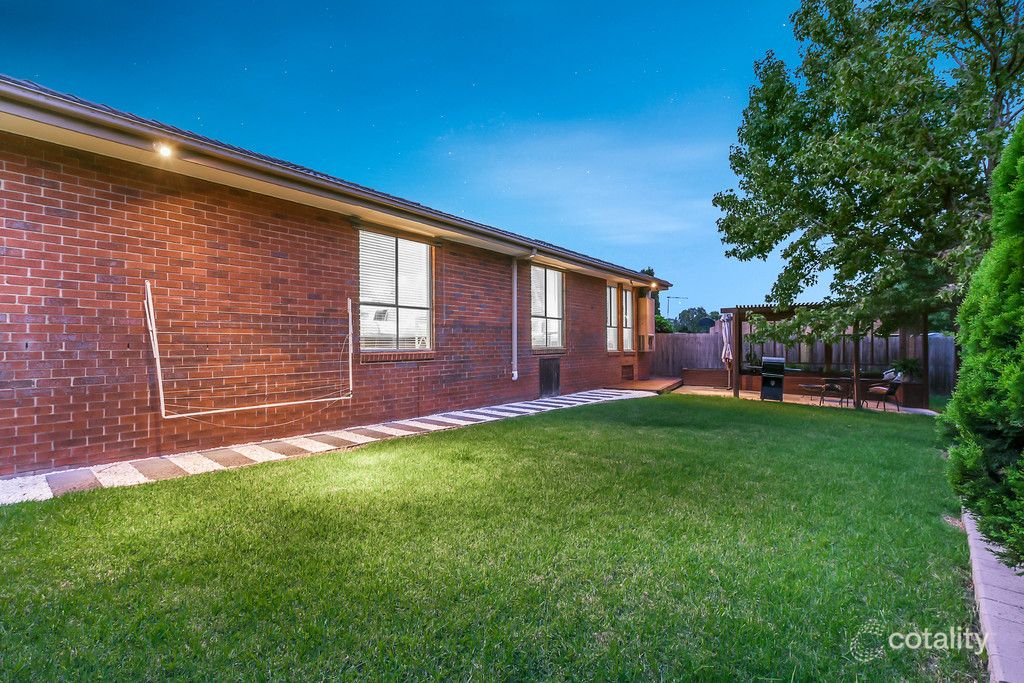 30 Fernbank Cres, Mulgrave, VIC 3170