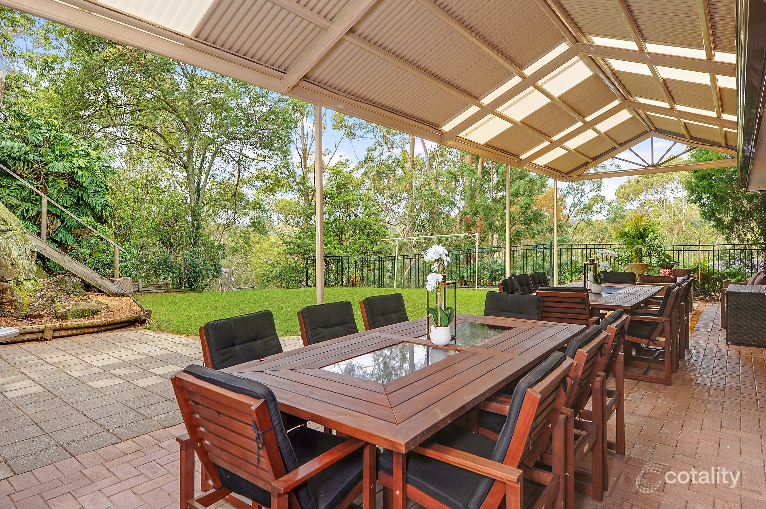 5 Paul Cl, Hornsby Heights, NSW 2077