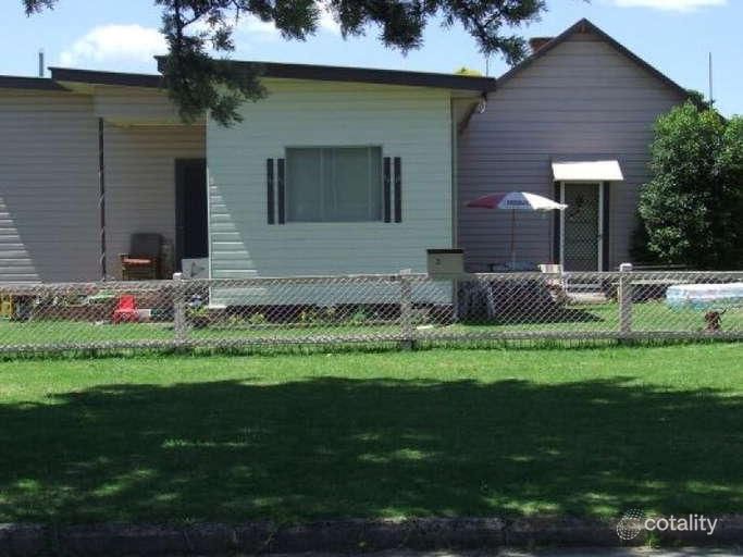 80 Lawrence St, Inverell, NSW 2360