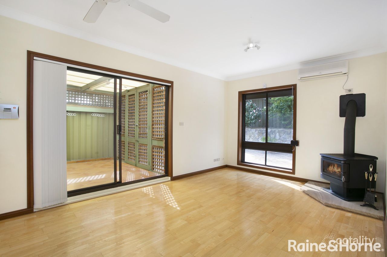 2/3 Ryan Ave, Hornsby Heights, NSW 2077