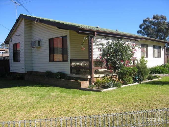 36 Runcorn Ave, Hebersham, NSW 2770