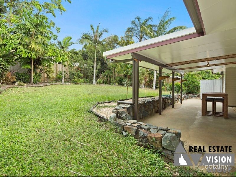 24 Tropic Rd, Cannonvale, QLD 4802