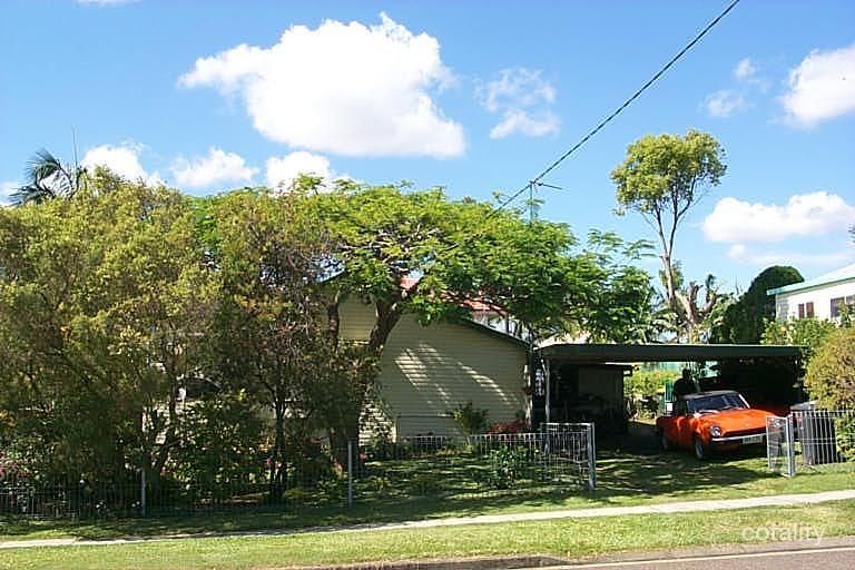 50 Hindes St, Lota, QLD 4179