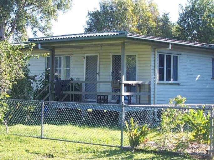 9 Bingle Rd, Dunwich, QLD 4183