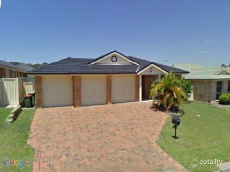 8 Marri Cl, Blue Haven, NSW 2262