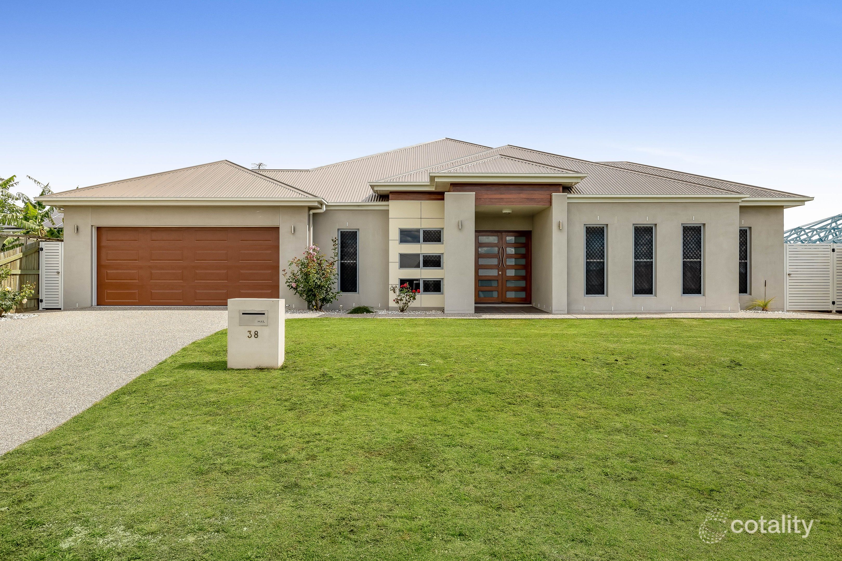 38 Gwenda Dr, Westbrook, QLD 4350