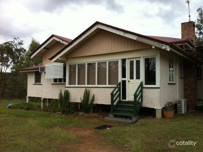 220 Gittins Rd, Postmans Ridge, QLD 4352