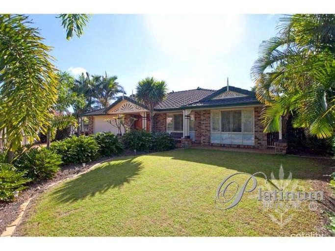 8 Hampshire Cl, Carindale, QLD 4152