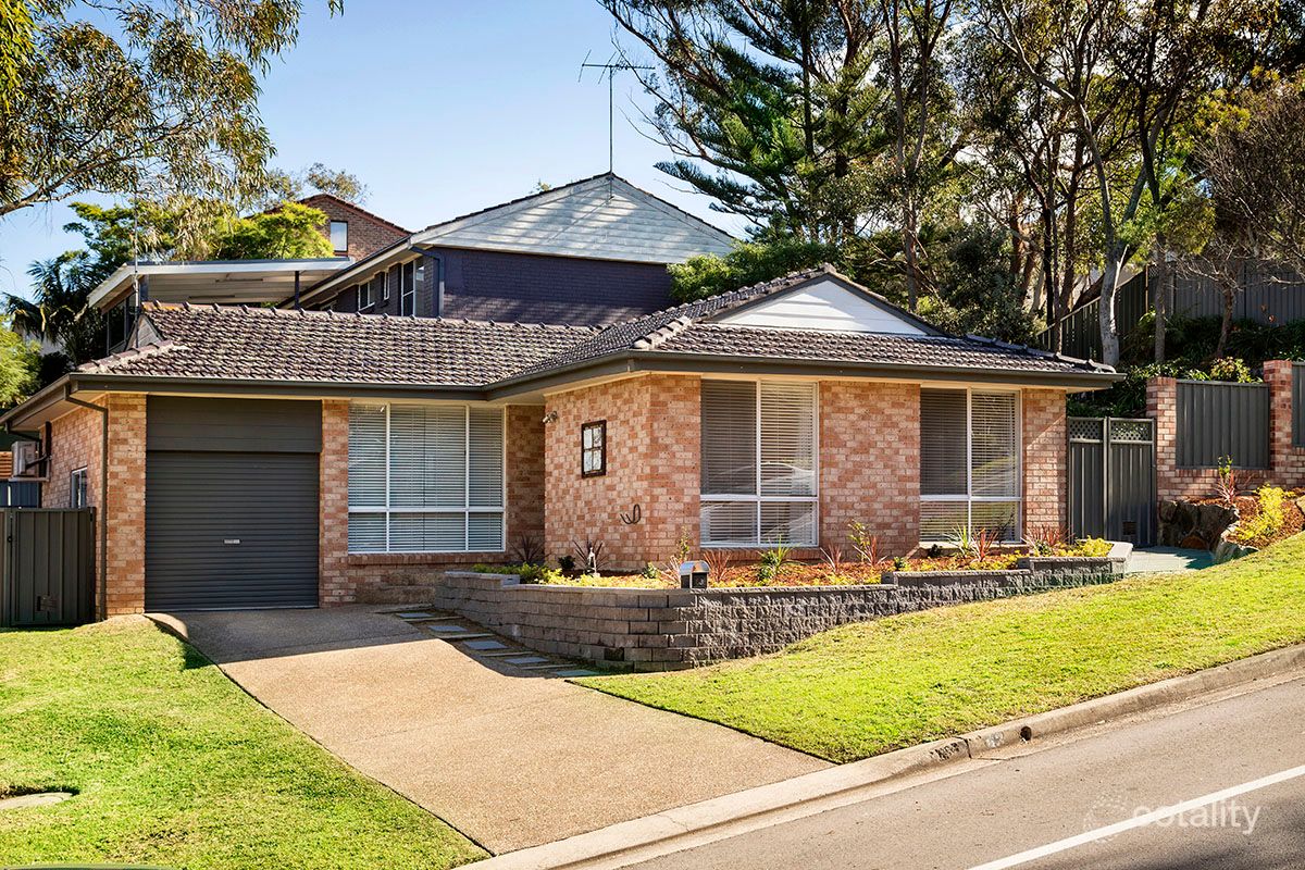 63 Hall Dr, Menai, NSW 2234