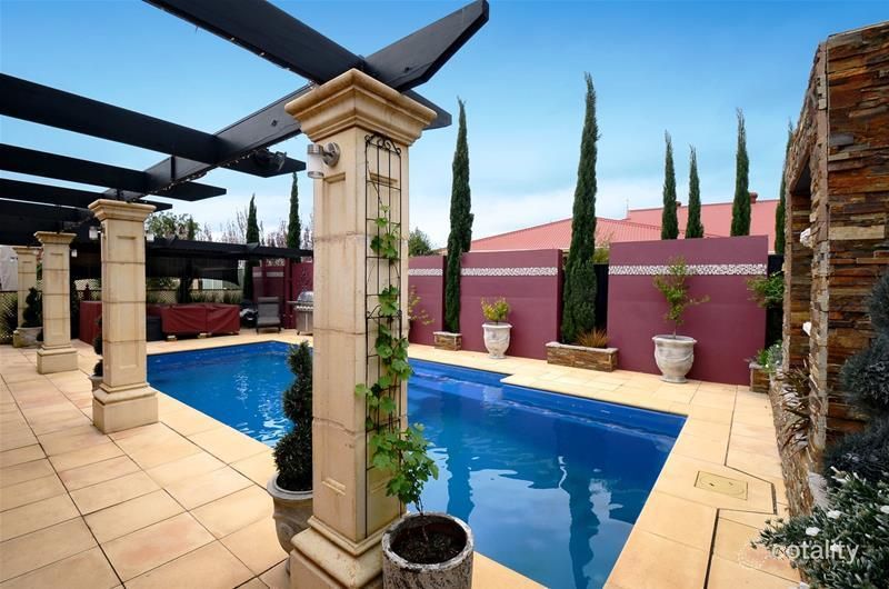 3 The Crest, Chandlers Hill, SA 5159