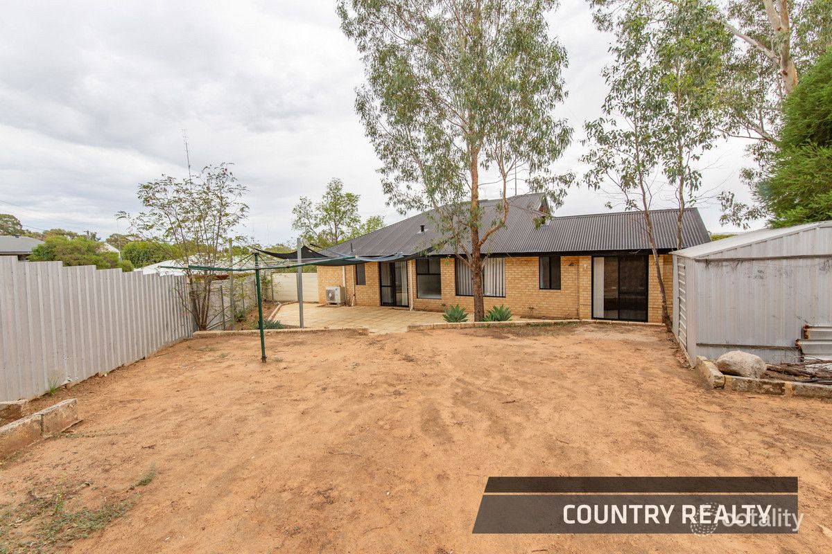 8 Freind Pl, Northam, WA 6401