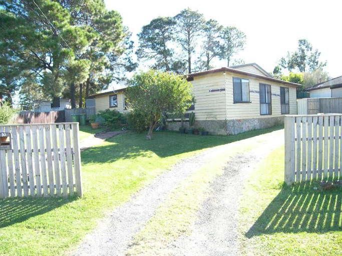 30 Hillcrest Ave, Tacoma, NSW 2259